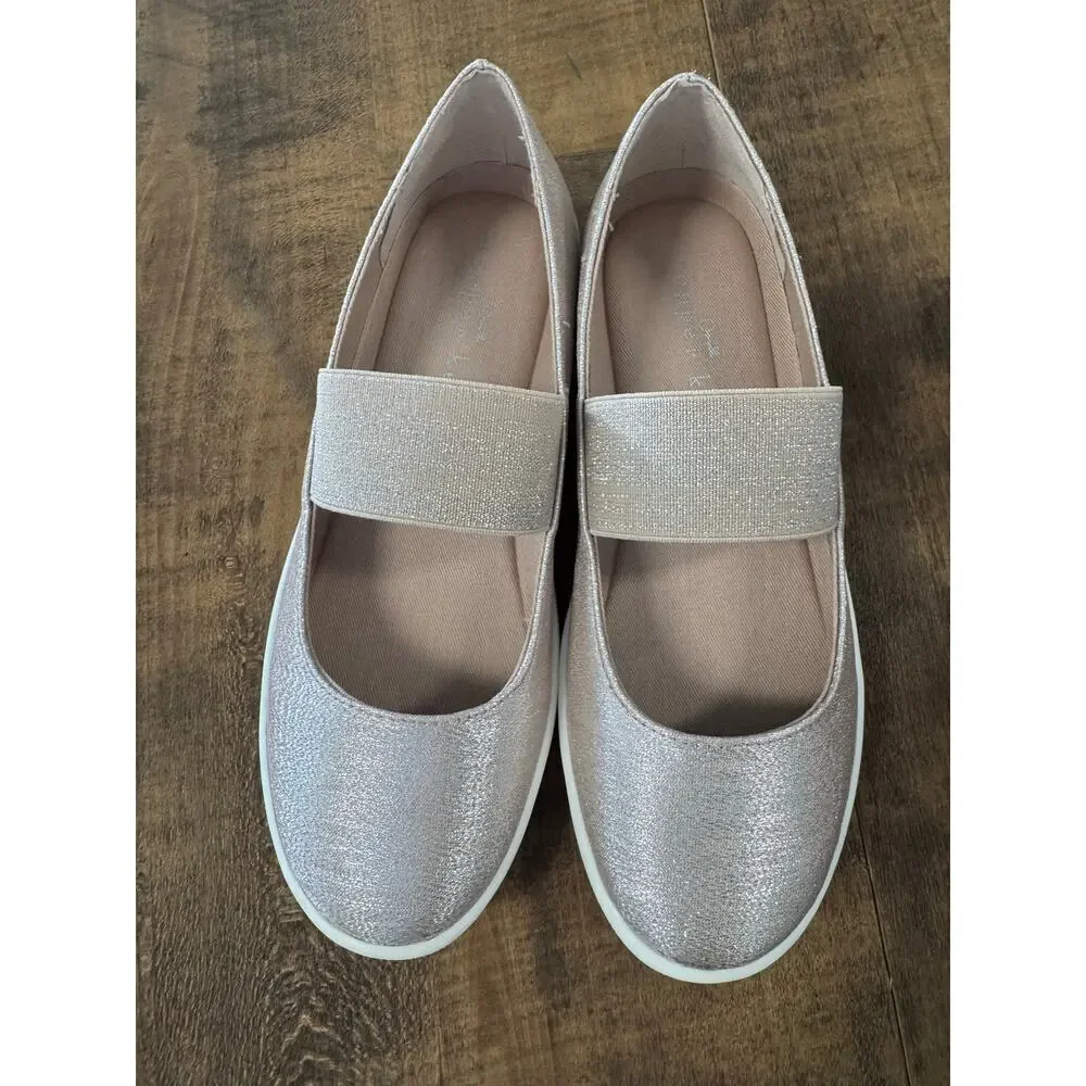 COPPER KEY Skedaddle Girls/Youth shoes; size 3; Sparkly Blush, secure, NEW!